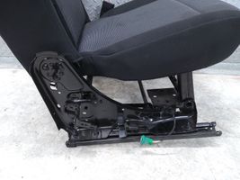 Toyota ProAce City Etumatkustajan istuin SU001B2042