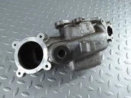 Subaru Outback (BS) Tubo flessibile del liquido di raffreddamento del motore 14013AA390