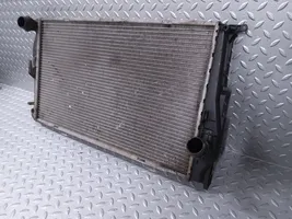 BMW 1 E81 E87 Radiateur de refroidissement 7788903