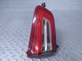 Citroen DS5 Lampy tylnej klapy bagażnika 9803168080