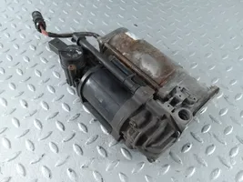 Audi A8 S8 D4 4H Compresseur / pompe à suspension pneumatique 4H0616005D