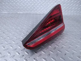 Volkswagen PASSAT B8 USA Lampy tylnej klapy bagażnika 561945307C