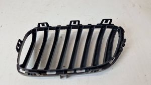 BMW 2 F22 F23 Griglia superiore del radiatore paraurti anteriore 7295524