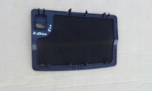 BMW 5 E60 E61 Moldura protectora del altavoz central del panel 7042798