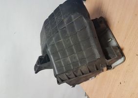 Audi A4 S4 B6 8E 8H Scatola del filtro dell’aria 058133837A