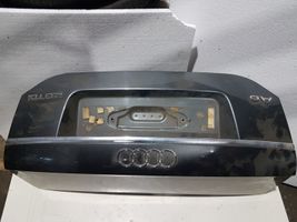 Audi A6 S6 C6 4F Takaluukun/tavaratilan kansi 