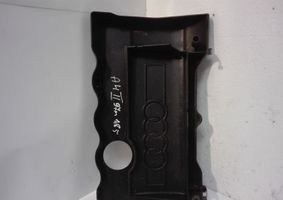 Audi A4 S4 B5 8D Variklio dangtis (apdaila) 058103724B