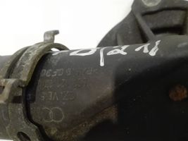 Audi A8 S8 D3 4E Termostaatin kotelo 059121111H