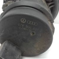 Audi A5 8T 8F Pompe à air secondaire 078906601D