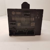 Audi Q3 8U Durų elektronikos valdymo blokas 8X0959795C