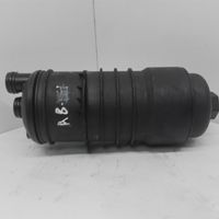 Audi A8 S8 D3 4E Supporto di montaggio del filtro dell’olio 8558686