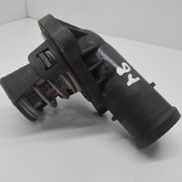 Audi A8 S8 D3 4E Boîtier de thermostat / thermostat 059121111L