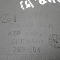 Volkswagen Touareg I Garniture d'extrémité latérale du tableau de bord 7L6857175H