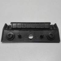 Nissan Pathfinder R51 Kita panelės detalė 68275EB300