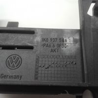 Volkswagen Golf V Altra parte interiore 1K0937546