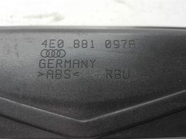 Audi A8 S8 D3 4E Priekšējā vadītāja sēdekļa sliedītes dekoratīvā apdare 4E0881097A