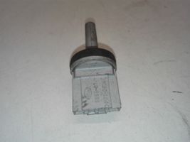 Audi A4 S4 B6 8E 8H Salona temperatūras sensors 1J0907543B