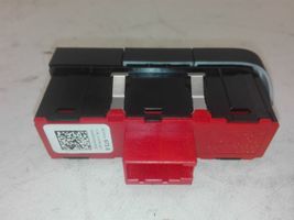 Audi Q3 8U AUTO HOLD jungtukas 8U0959673A