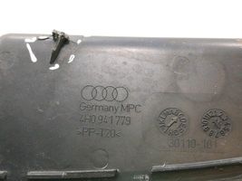 Audi A8 S8 D4 4H Rivestimento modanatura del faro posteriore 4H0941779