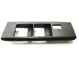 Nissan Pathfinder R51 Support bouton lève vitre porte avant 2259004216A