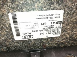 Audi A5 8T 8F Takaluukun alaosan verhoilu 8T0867975A