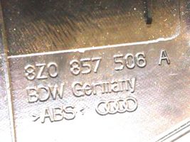 Audi A2 Cita veida priekšpusē durvju dekoratīvās apdares detaļa 8Z0857506A