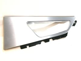 Audi Q7 4M Rivestimento della portiera posteriore 4M0867470