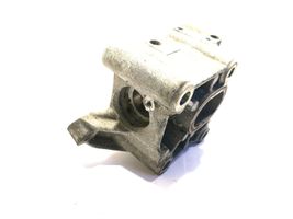 Audi A6 S6 C7 4G Staffa di montaggio del compressore dell’A/C 059145169AN