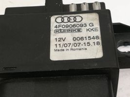 Audi A6 S6 C6 4F Polttoaineen ruiskutuspumpun ohjainlaite/moduuli 4F0906093G