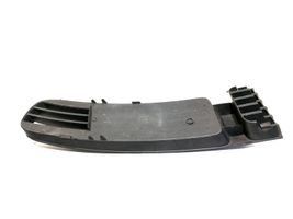 Volkswagen PASSAT B5 Grille inférieure de pare-chocs avant 3B0853078