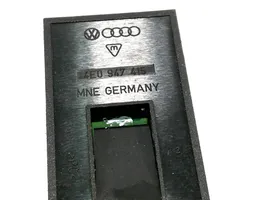 Audi A8 S8 D4 4H Illuminazione sedili anteriori 4E0947415