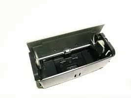 Audi A7 S7 4G Takaoven tuhkakuppi 4G8857406A