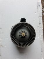 Toyota Auris 150 Ventola riscaldamento/ventilatore abitacolo 2727008103