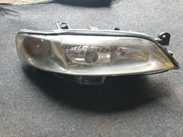 Opel Vectra B Lampa przednia 