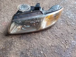 Chrysler Voyager Lampa przednia 