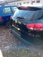 Renault Clio IV Takaluukun/tavaratilan kansi 