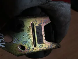 Mazda 3 I Ceinture de sécurité avant 0433015