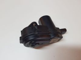 Audi A6 C7 Rankinio varikliukas 32337647C