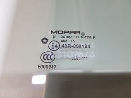 Chrysler Pacifica Sliding door window/glass 43R000184