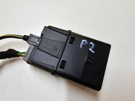 Chrysler Pacifica USB-pistokeliitin 68229840AA