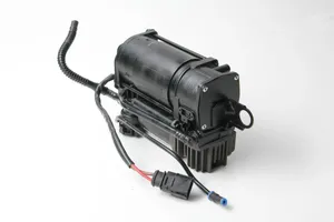 Volkswagen Touareg I Air suspension compressor 7l8616007a