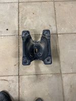 Honda CR-V Support roue de secours 