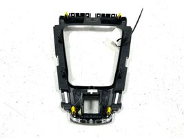 Opel Grandland X Ātrumu pārslēgšanas sviras dekoratīvā apdare (plastmasas) YP00055677