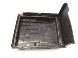 Volkswagen Caddy Coperchio scatola dei fusibili 1K0937132F