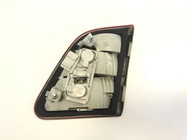 Mercedes-Benz A W169 Lampy tylnej klapy bagażnika A1698200577