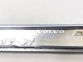Volvo XC60 Moldura del tarjetero del panel de la puerta trasera 30781184