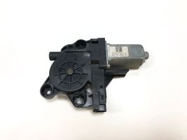 Volvo V70 Front door window regulator motor 970713