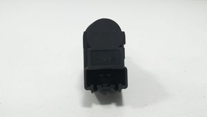 Mazda 3 II Interruptor sensor del pedal de freno PA6GF30