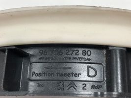 Citroen C4 II Ramka głośnika bocznego deski rozdzielczej 96706272