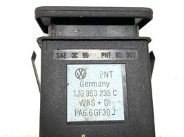 Volkswagen Golf IV Interrupteur feux de détresse 1J0953235C